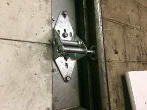 New garage door hinge Minnesota