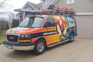 Servicing Garage Doors In The Twin Cities